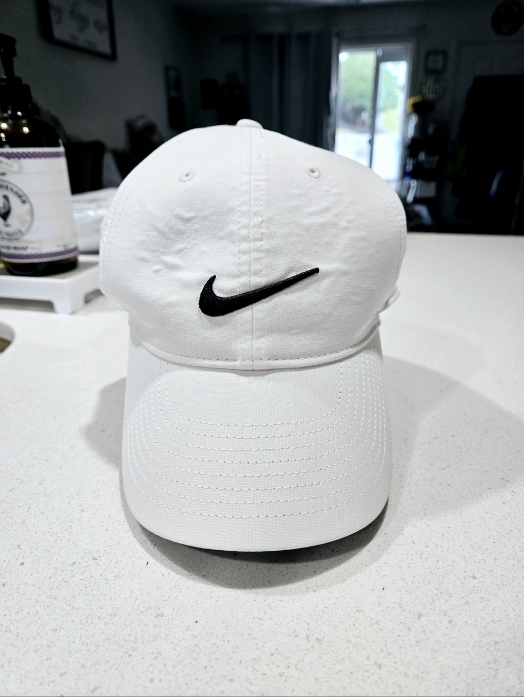 Clean Nike DriFit Club Legacy Cap